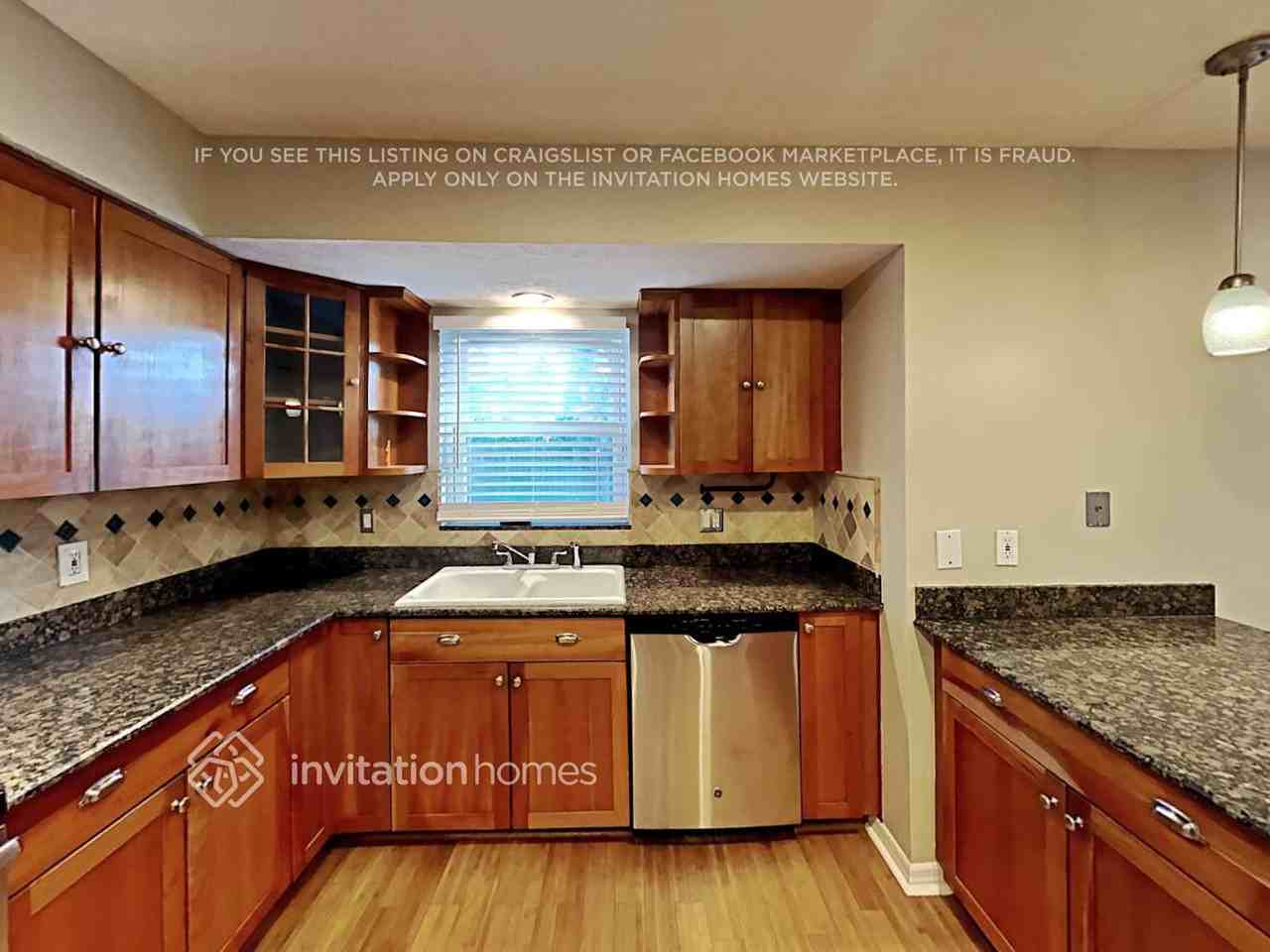 705 Lobelia St - Photo 6 of 20