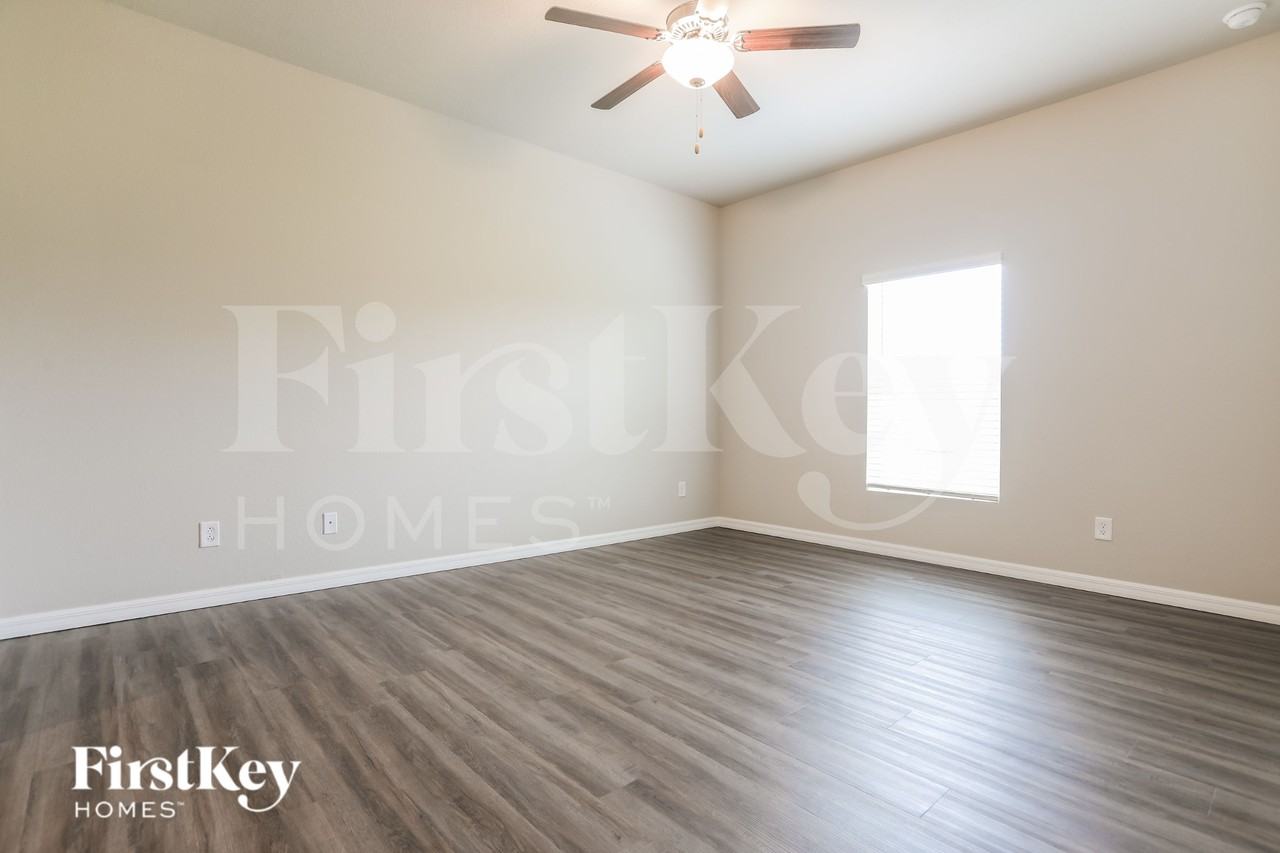 12873 Xavier Ave - Photo 7 of 17
