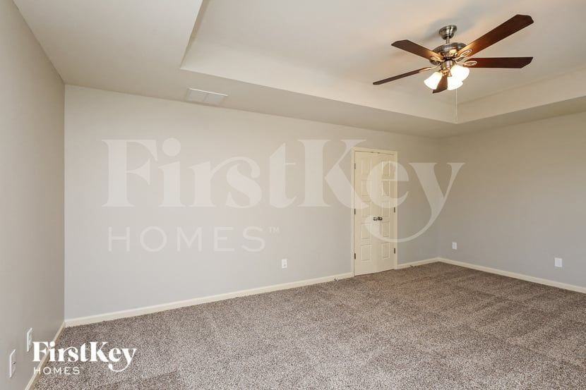 835 Sassafras Ln - Photo 7 of 15