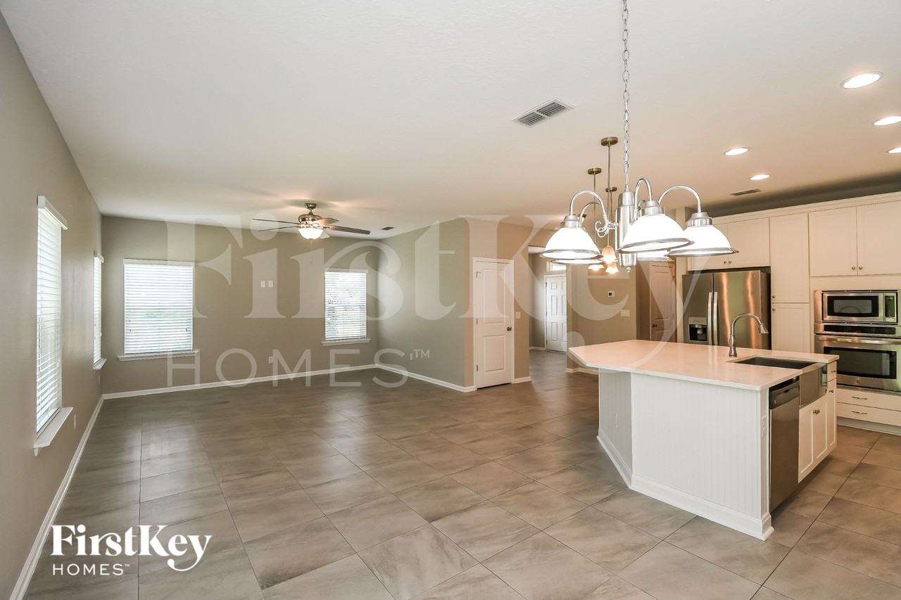 1148 Laurel Valley Dr - Photo 4 of 16