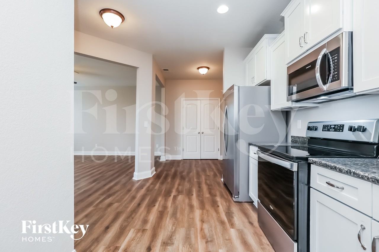 1238 Catawba Way - Photo 4 of 15