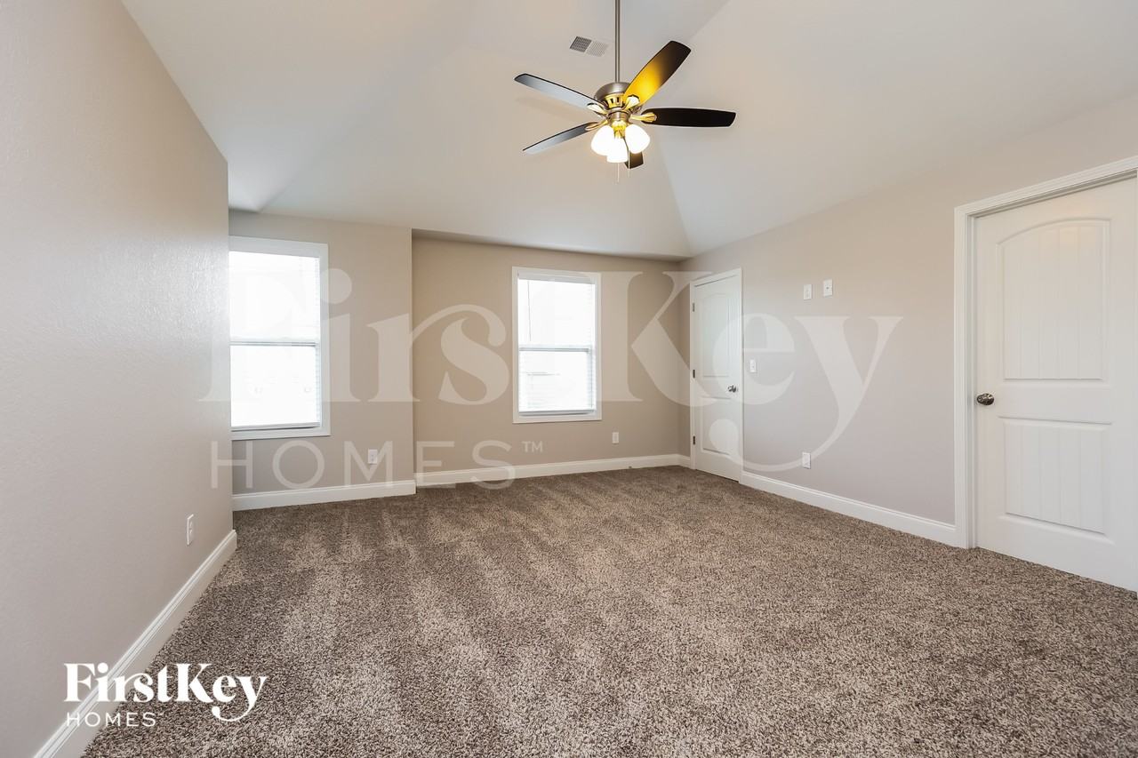 1238 Catawba Way - Photo 7 of 15