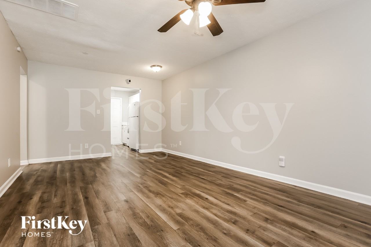 1910 Brownsville Rd #2 - Photo 2 of 19