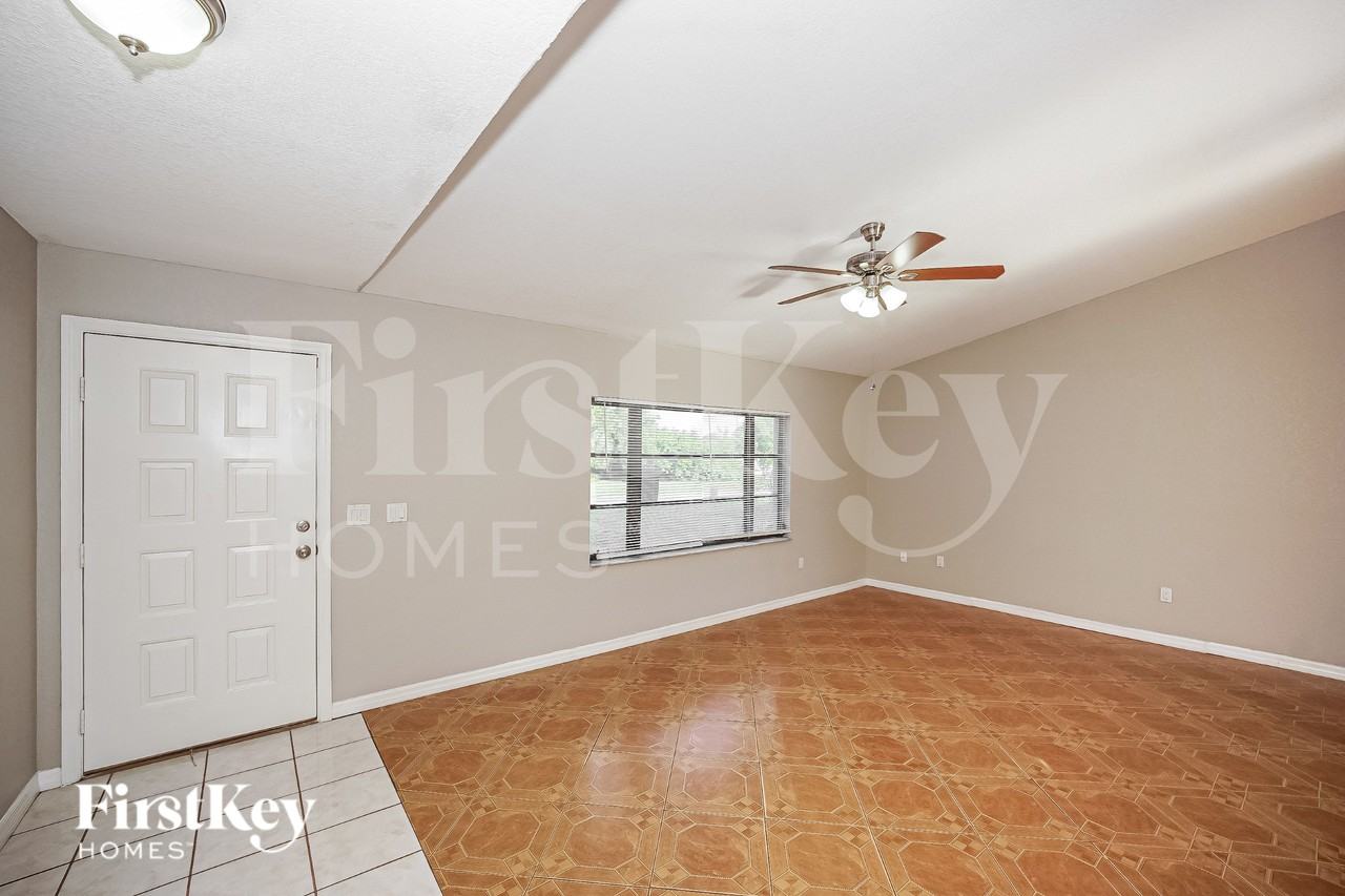 522 Beal St Nw - Photo 3 of 19