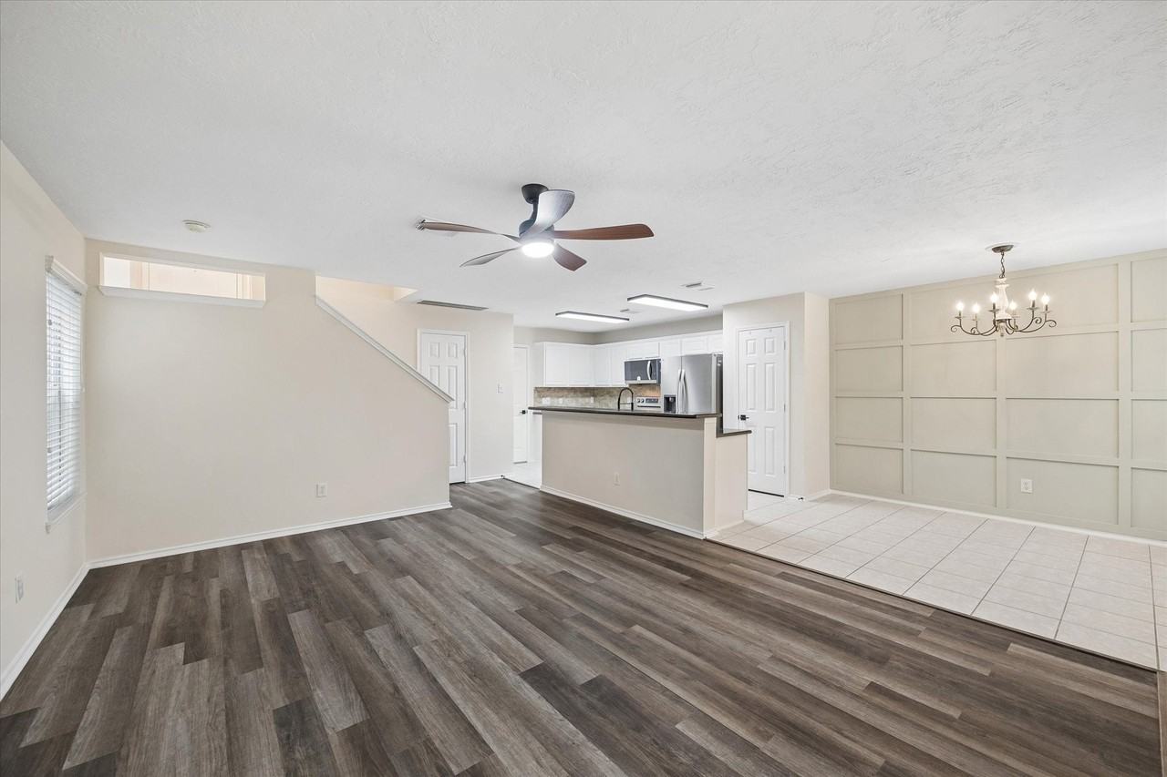 7 Wineberry Pl - Photo 4 of 28