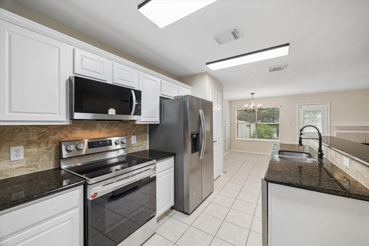 7 Wineberry Pl - Photo 7 of 28