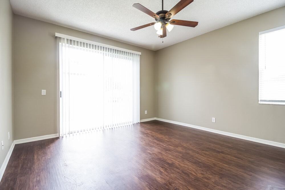 120 Portstewart Dr - Photo 6 of 14
