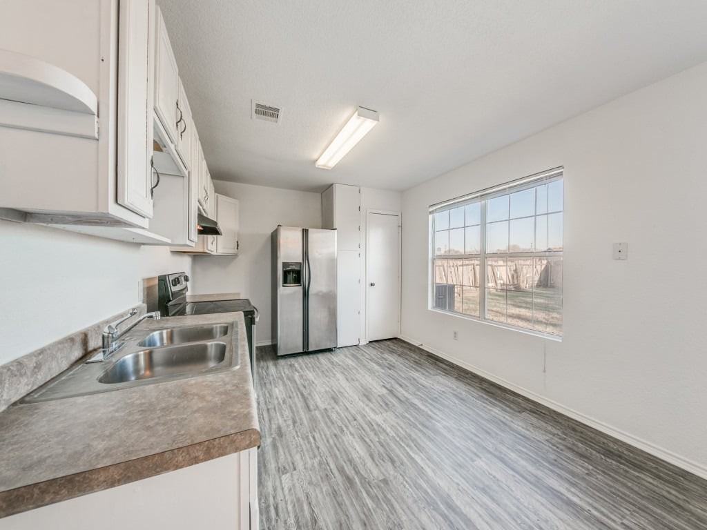 7315 Booker Bay - Photo 6 of 13