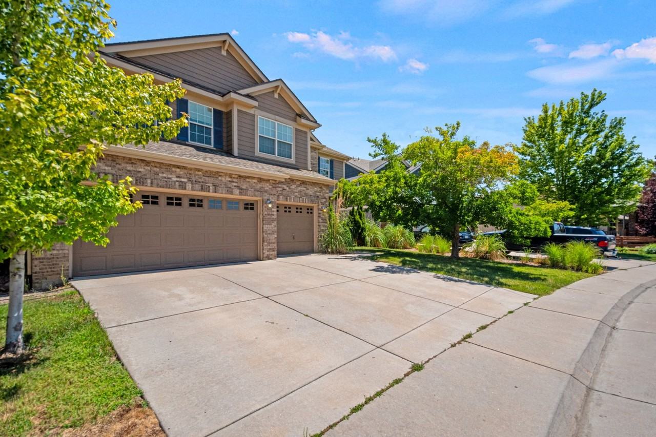 20981 E Hampden Pl - Photo 2 of 39
