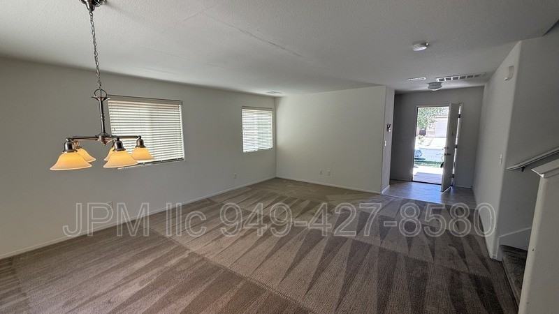 330 Bulluno Dr - Photo 2 of 17