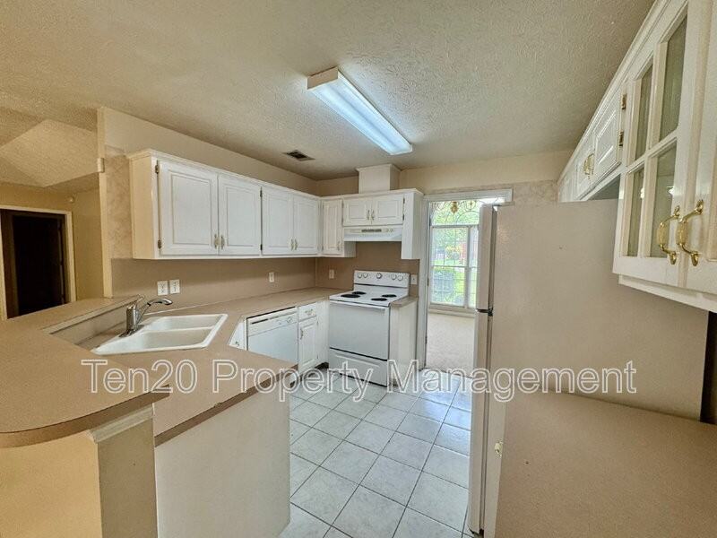3382 Cooper Branch Rd - Photo 7 of 17