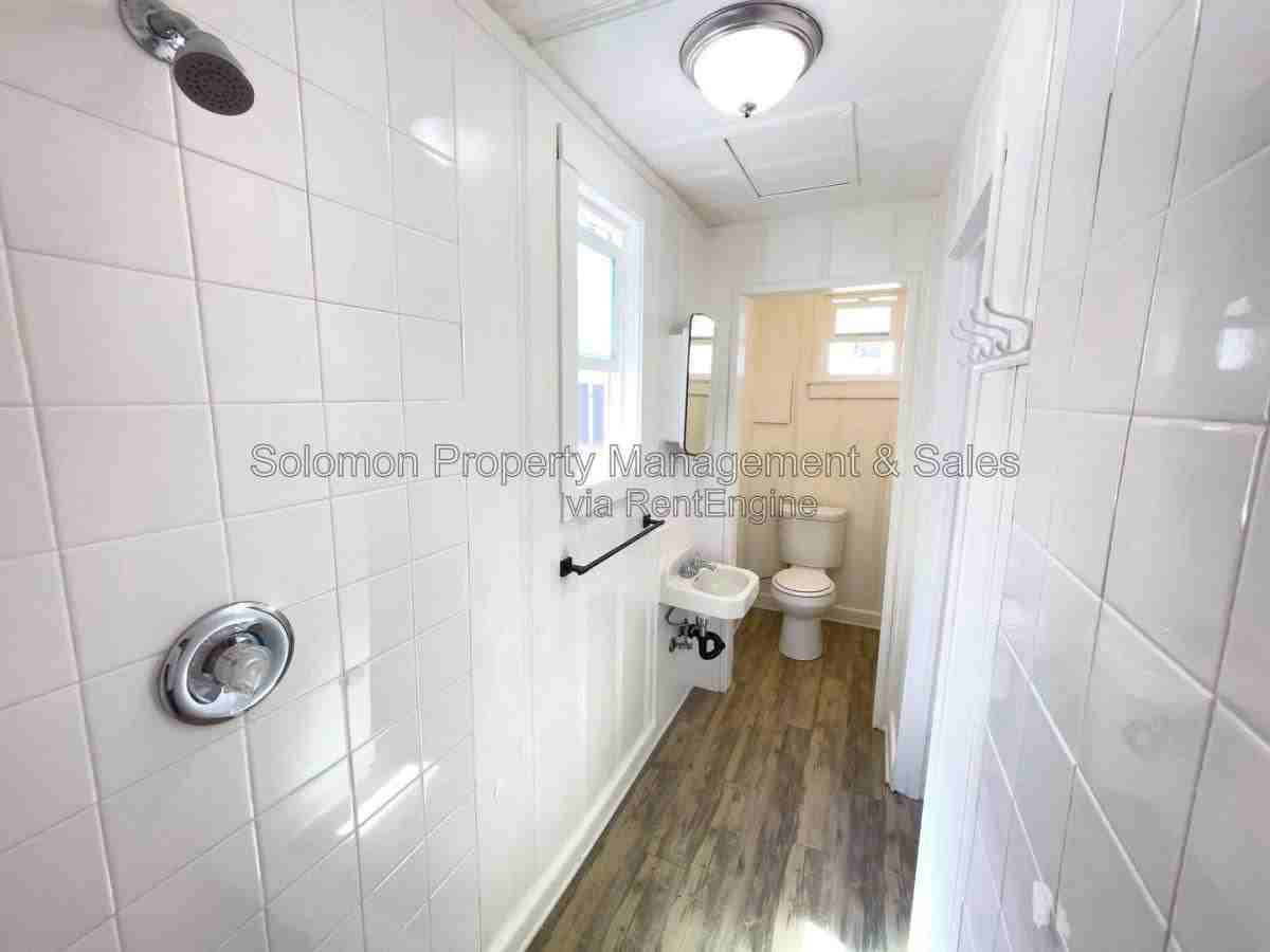 143 1 2 S Myers St - Photo 7 of 9