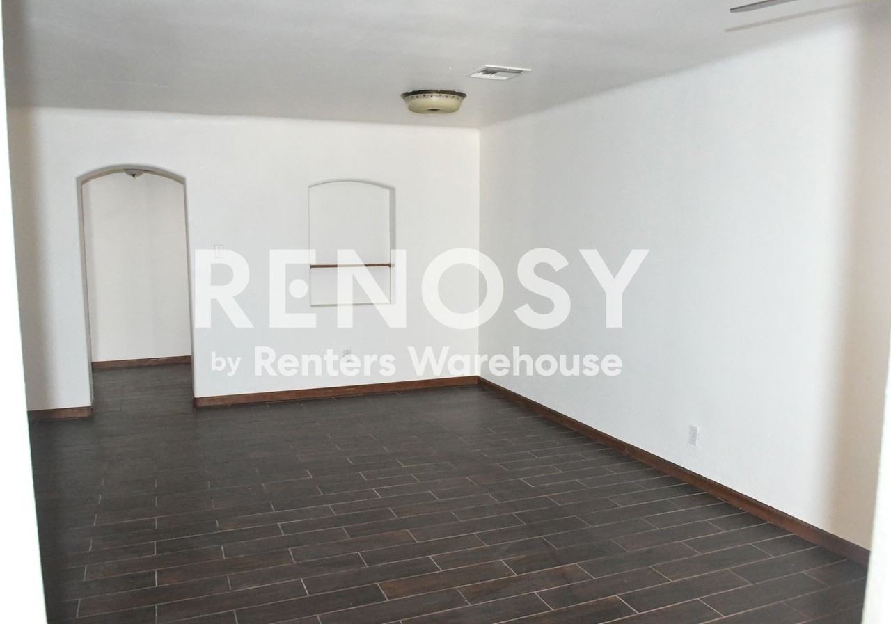 325 W Highland Ave - Photo 5 of 35