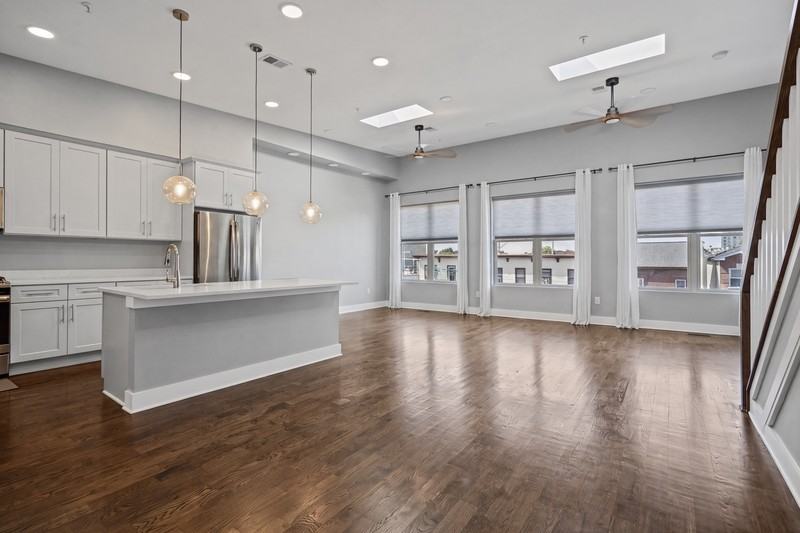 50 Laidlaw Ave #3 - Photo 3 of 15