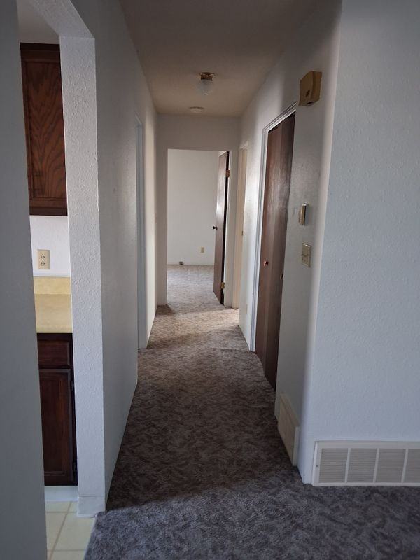 912 5th St Sw - Photo 4 of 10