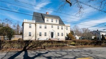 featured image of 118 Ruggles Ave ##101