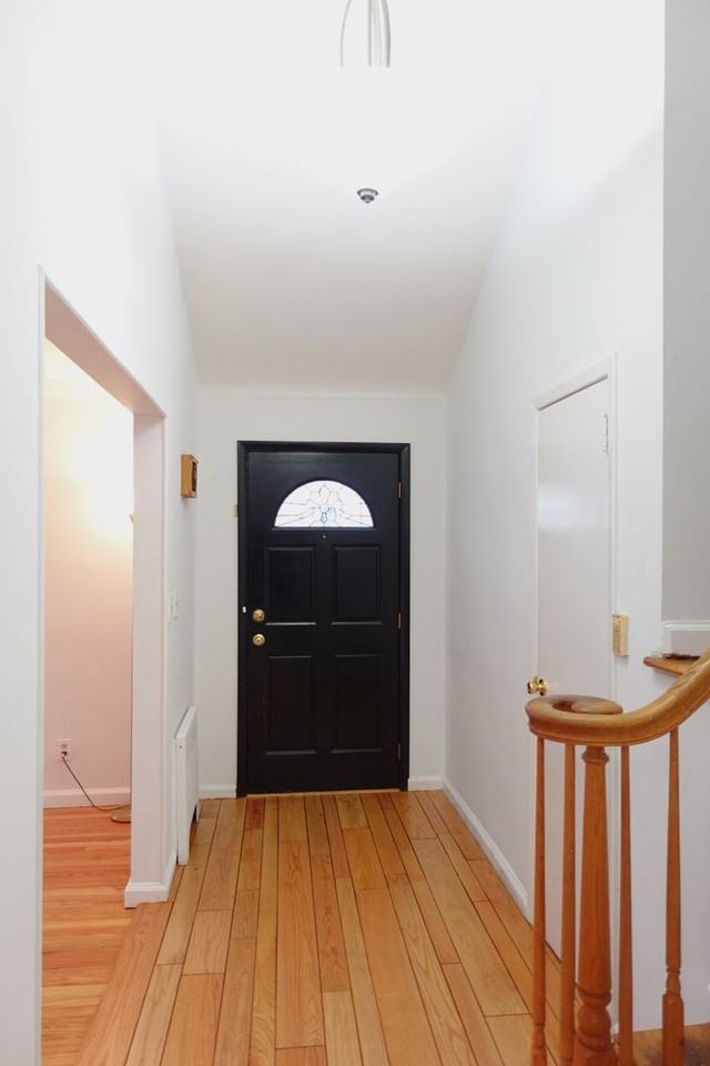 60 Waterbury Ln - Photo 2 of 16