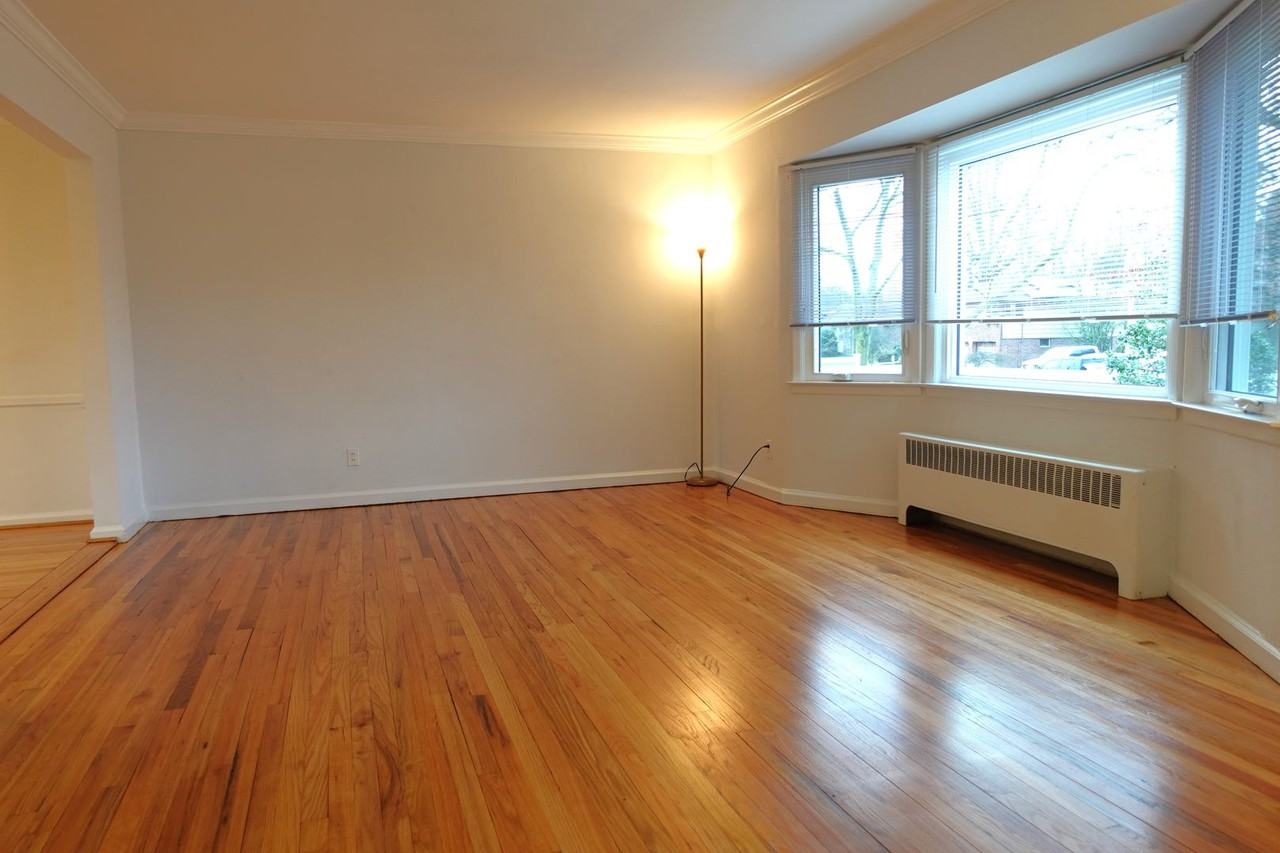 60 Waterbury Ln - Photo 5 of 16