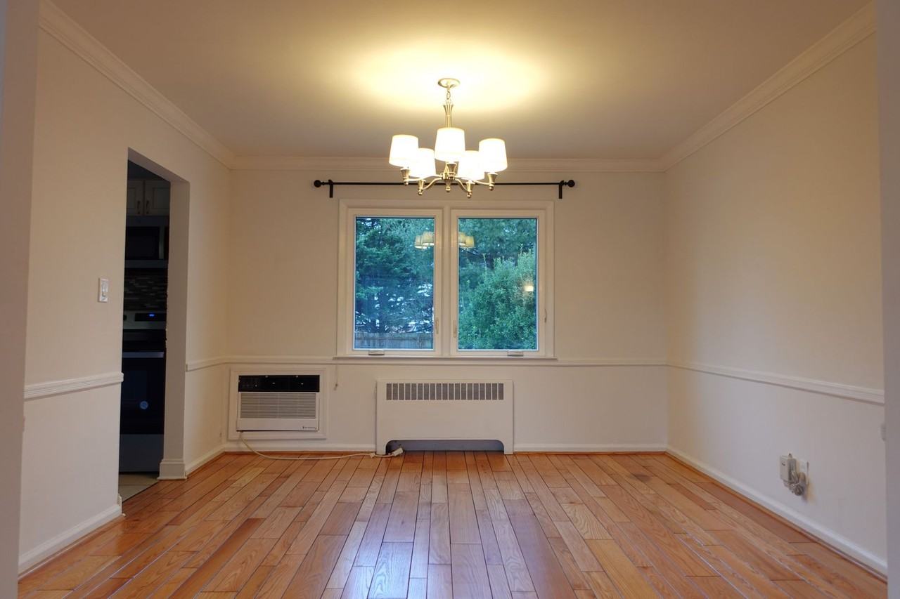 60 Waterbury Ln - Photo 6 of 16