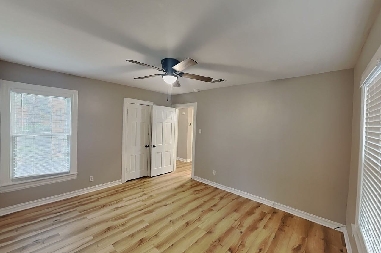 3113 Clary Ave - Photo 6 of 15