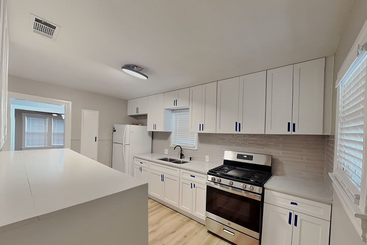 3113 Clary Ave - Photo 7 of 15