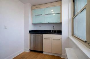 400 Cozine Ave #9F - Photo 1 of 1