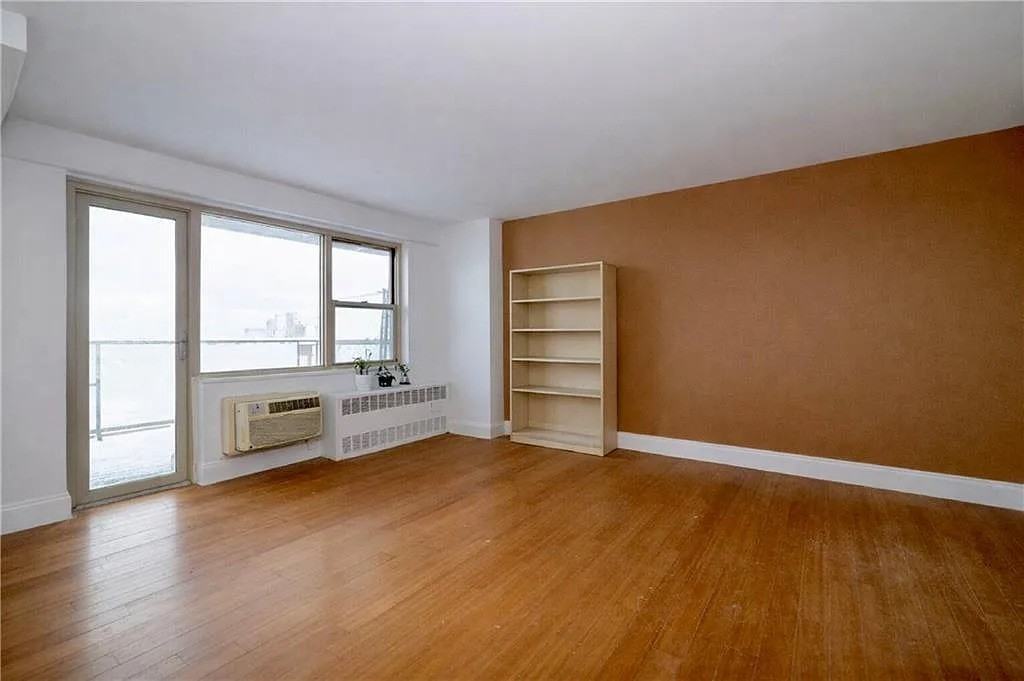 400 Cozine Ave #9F - Photo 3 of 15