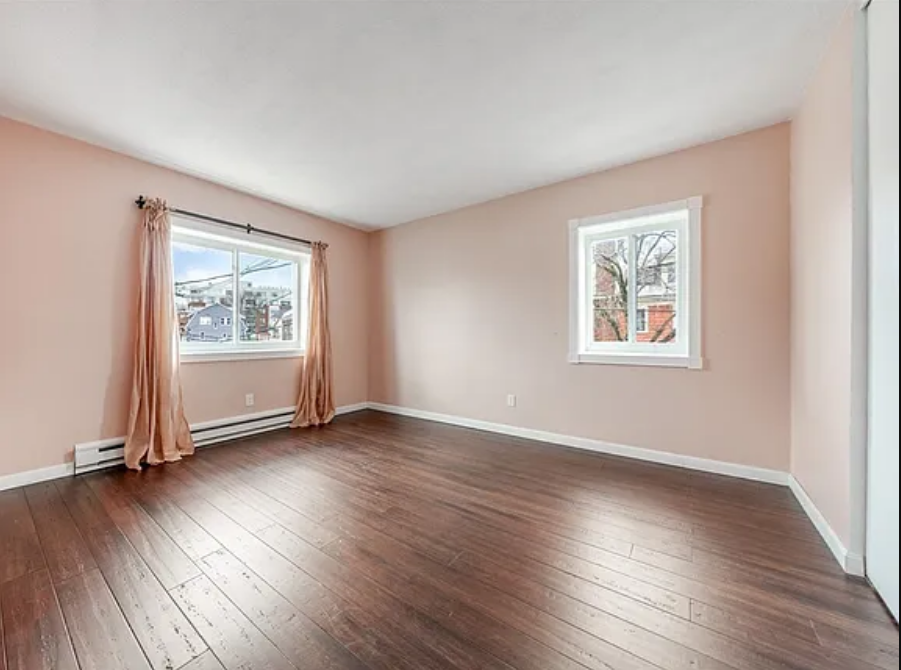2 Larose Pl - Photo 4 of 7