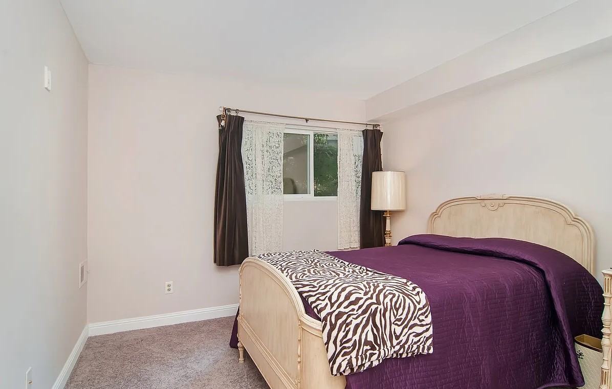 2400 5th Ave - Photo 2 of 7