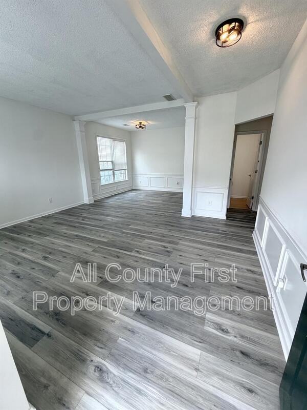2548 Davenham Ln - Photo 2 of 23