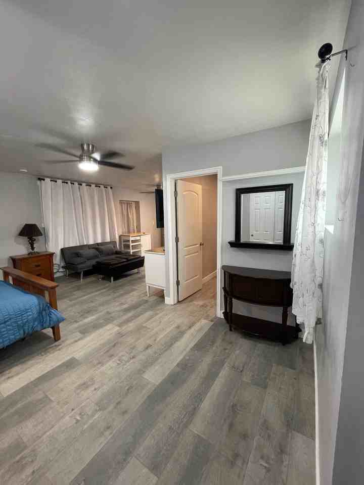 1125 W 1375 N - Photo 2 of 17