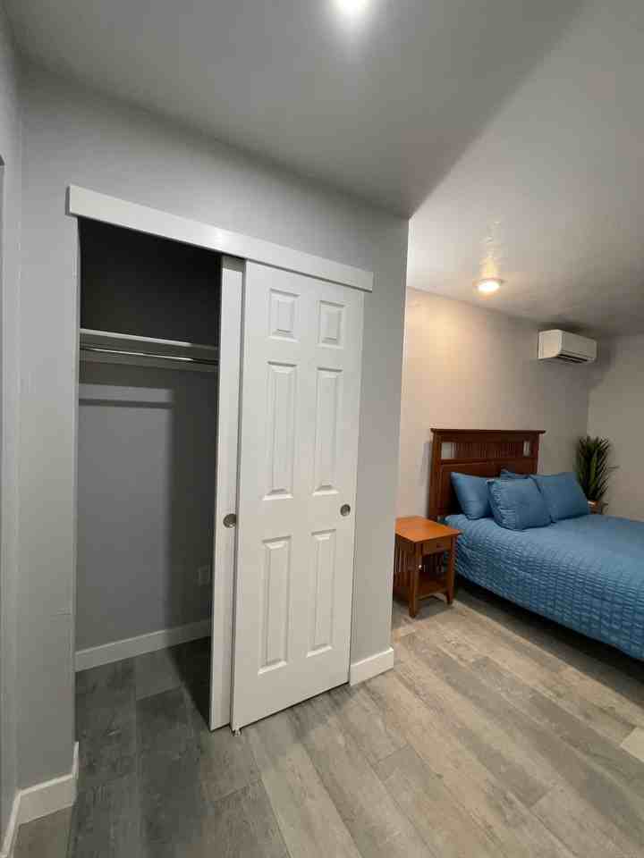 1125 W 1375 N - Photo 4 of 17