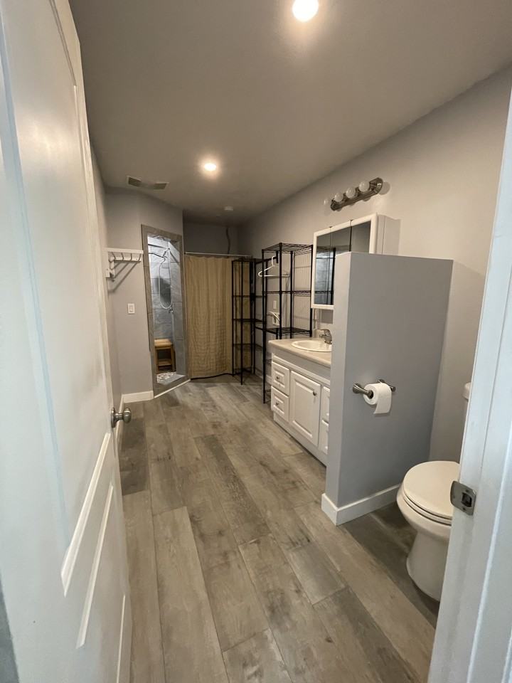 1125 W 1375 N - Photo 7 of 17