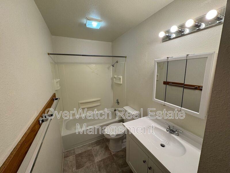 8118 Boundary Ave #C - Photo 7 of 8