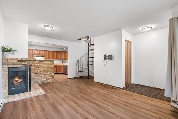 2260 Ridge Dr #12 - Photo 4 of 21