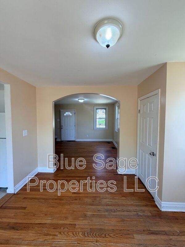 601 Littlecroft Rd - Photo 6 of 26