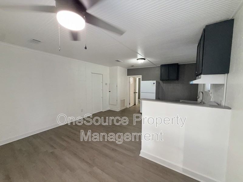 454 Attapulgus Hwy - Photo 2 of 8