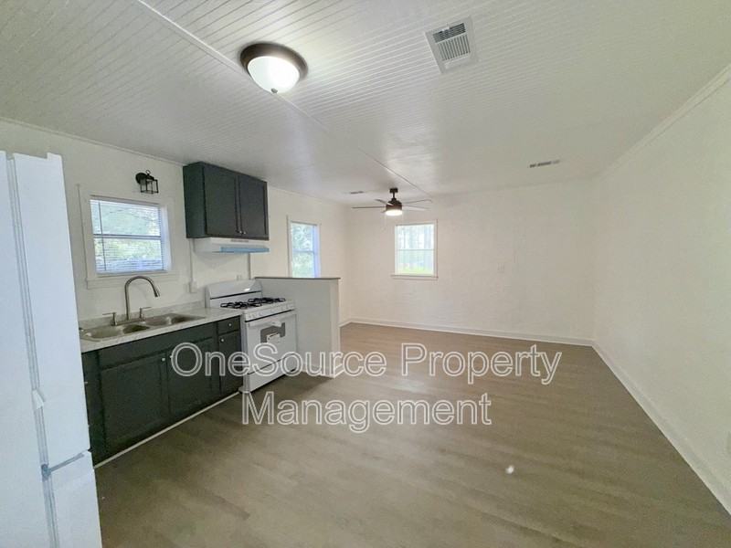 454 Attapulgus Hwy - Photo 4 of 8