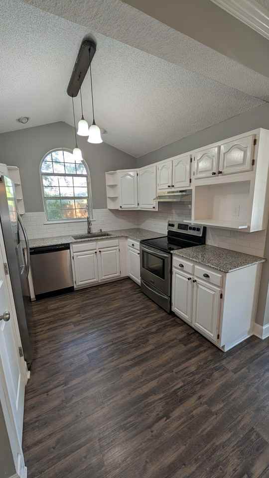 540 Linda St #NA - Photo 4 of 20