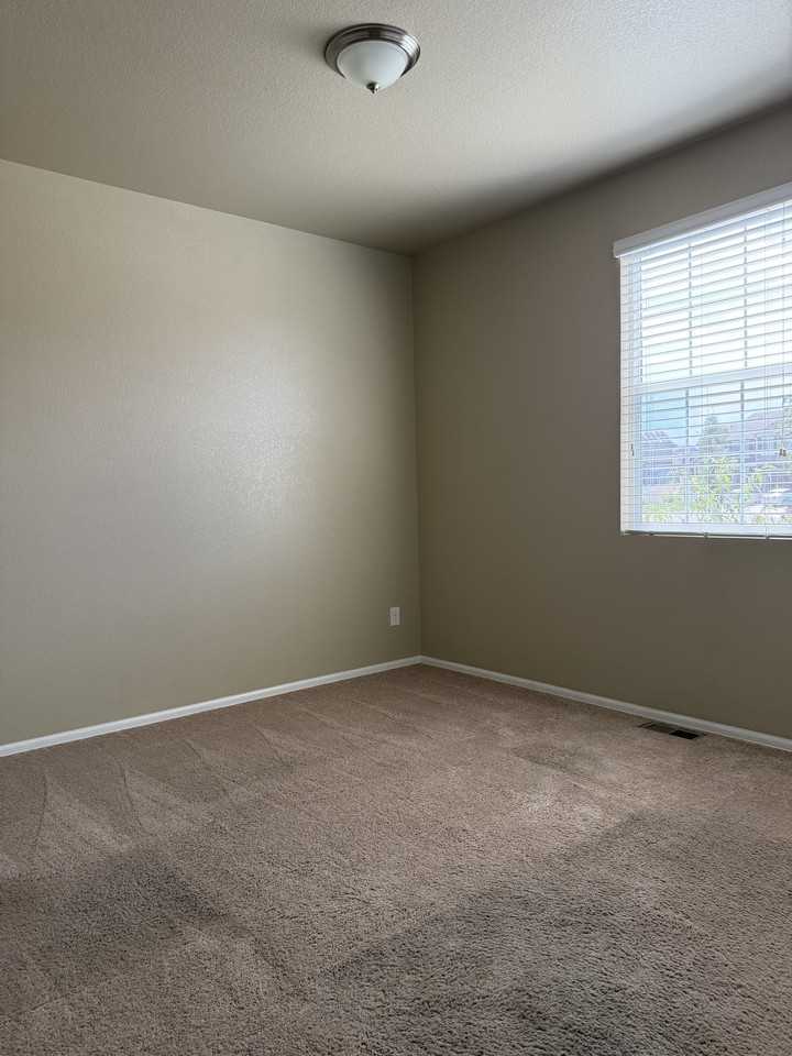 10266 Stagecoach Ave #NA - Photo 5 of 16