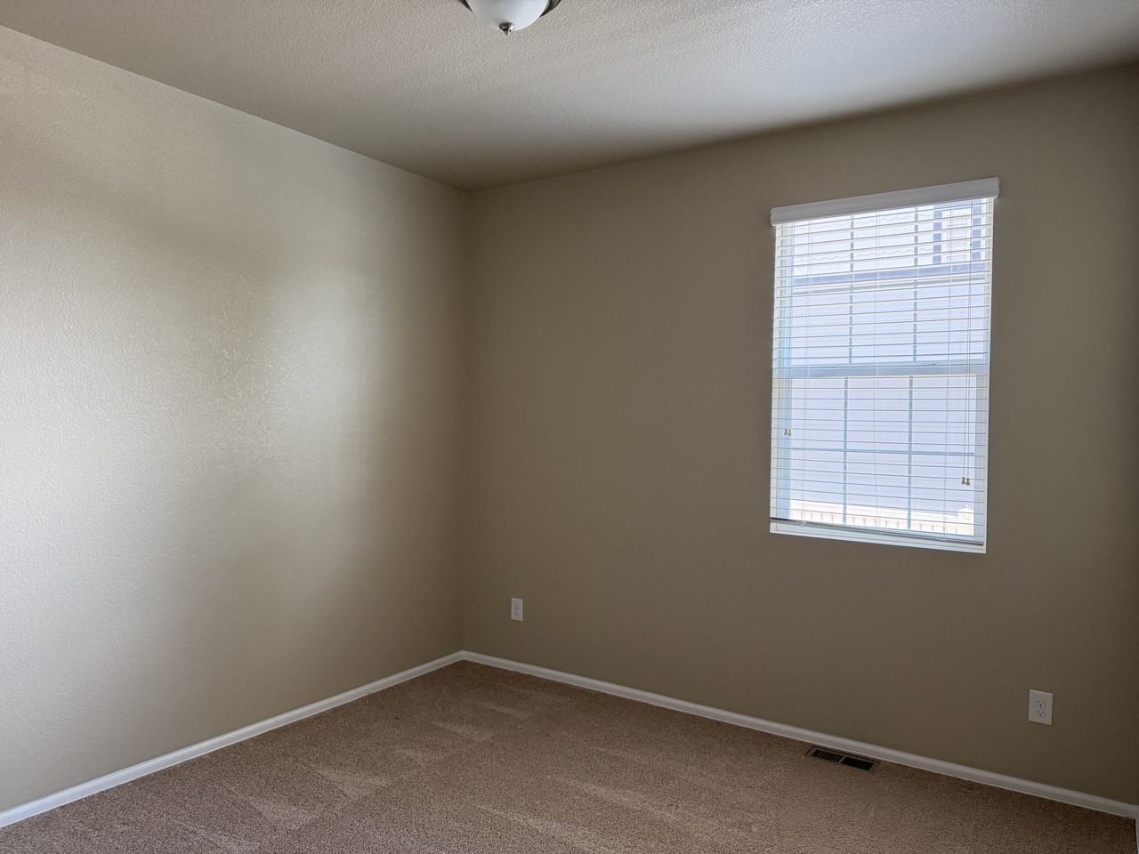 10266 Stagecoach Ave #NA - Photo 7 of 16