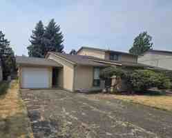 featured image of 323 Se 205th Pl #NA