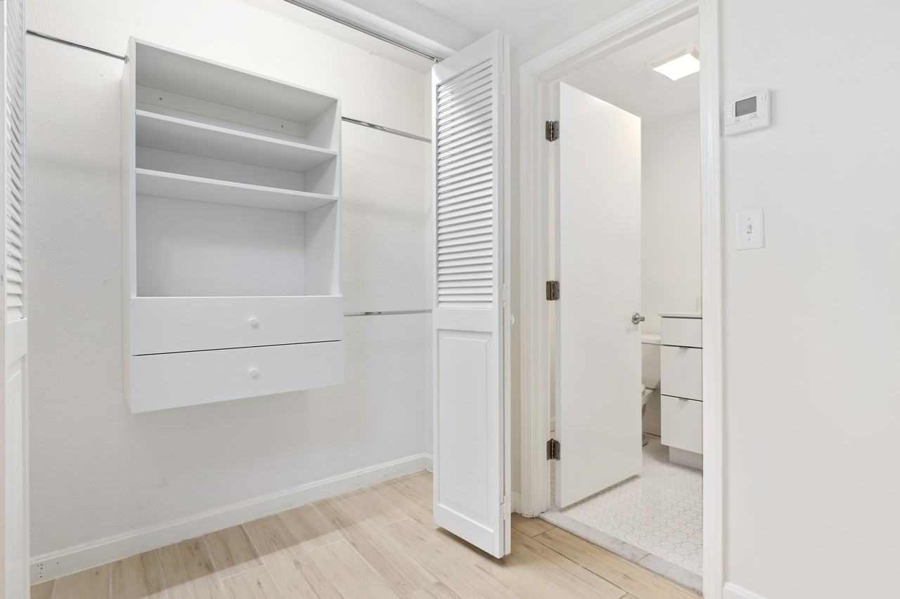 1427 Commonwealth Ave #102 - Photo 6 of 15