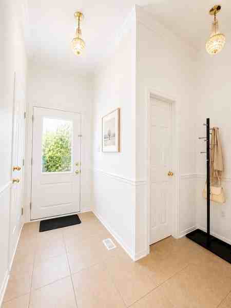 1622 Henri Lauzon St - Photo 2 of 14