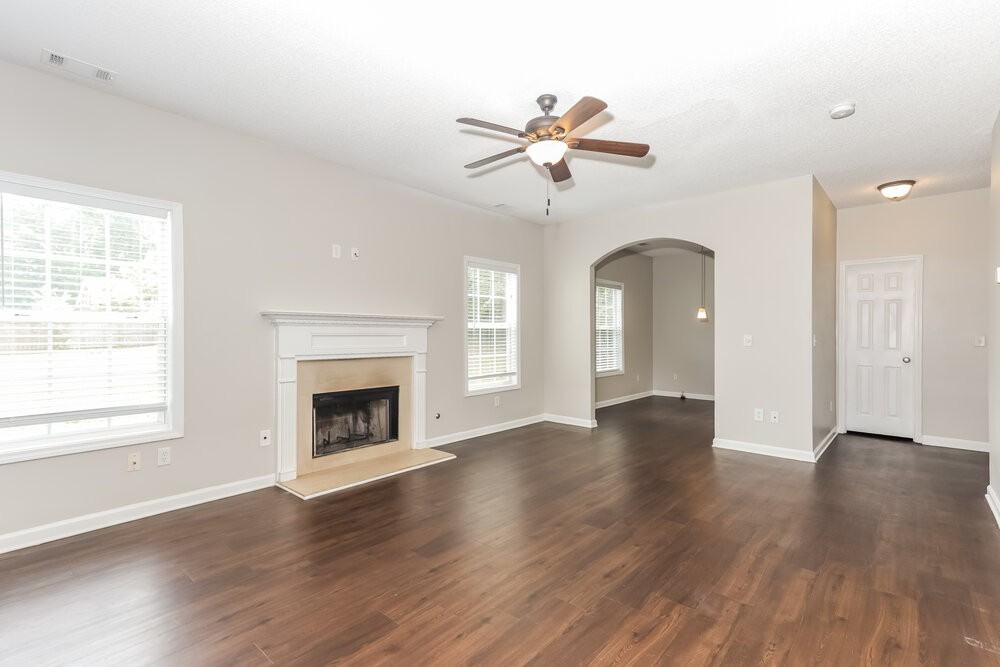 5000 Dockside Dr - Photo 5 of 17