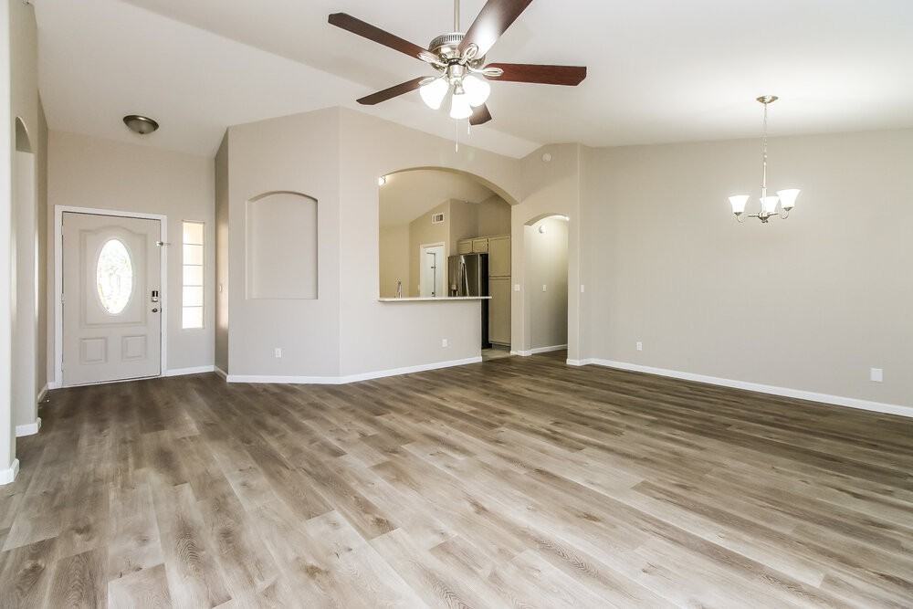 950 S 54th St - Photo 4 of 16