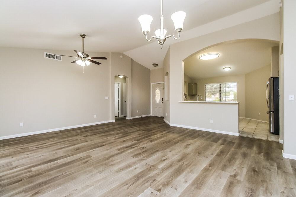 950 S 54th St - Photo 5 of 16