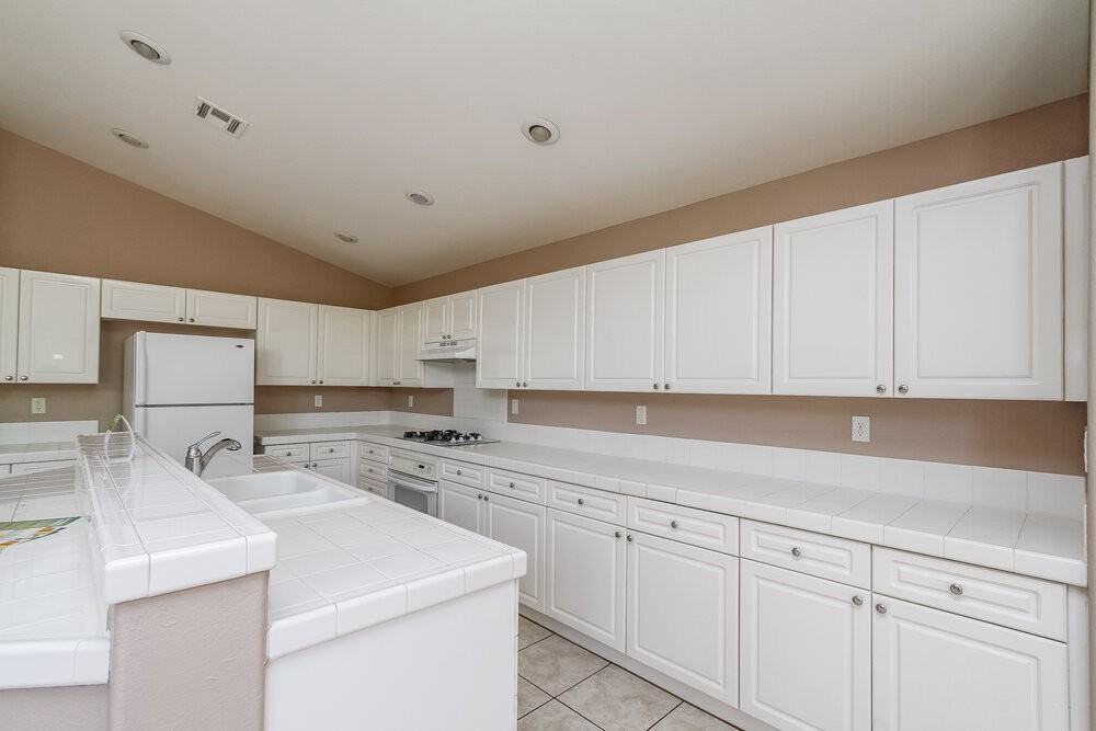 1726 Sabatini Dr - Photo 4 of 16