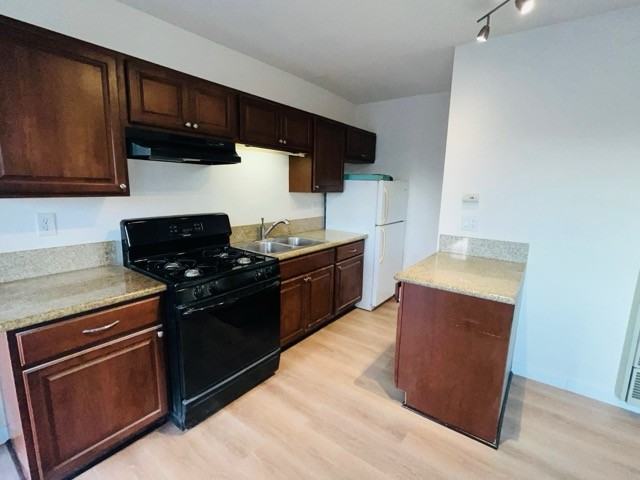 2948 Kalmia St #2948A - Photo 7 of 8
