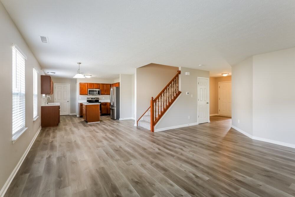 11402 High Grass Dr - Photo 4 of 17